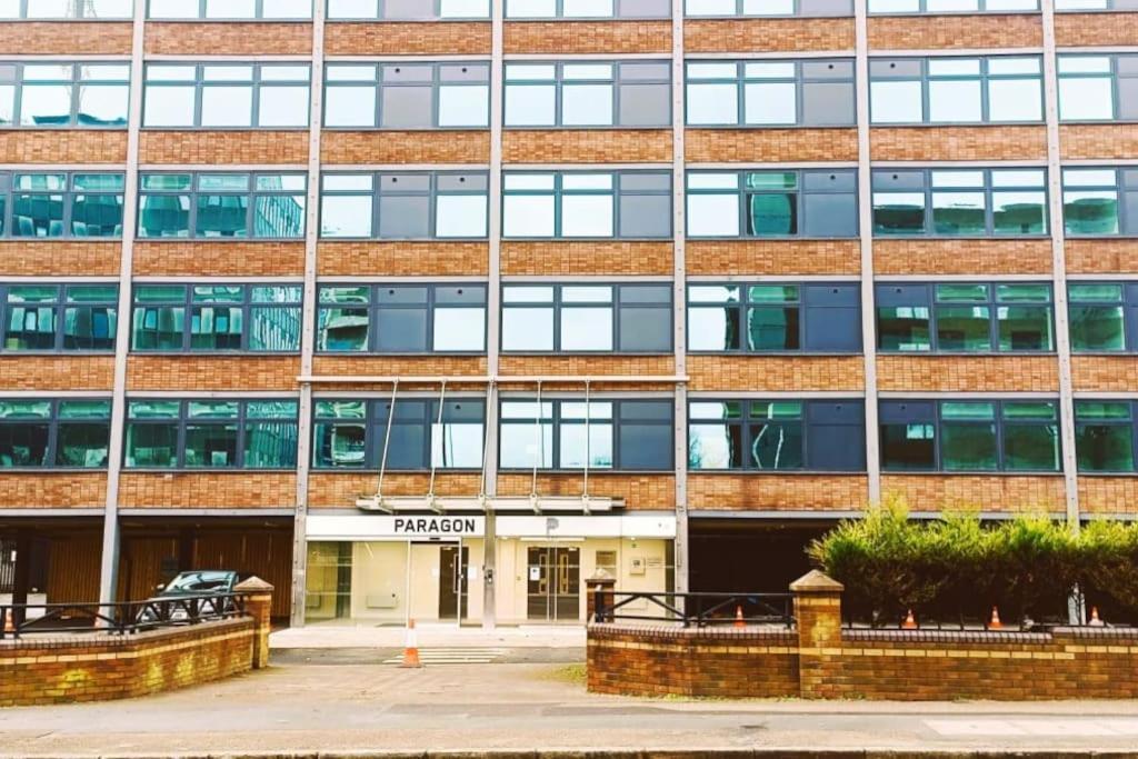 Brand New Modern 1 Bed Apartment Near Old Trafford Stadium Manchester Extérieur photo